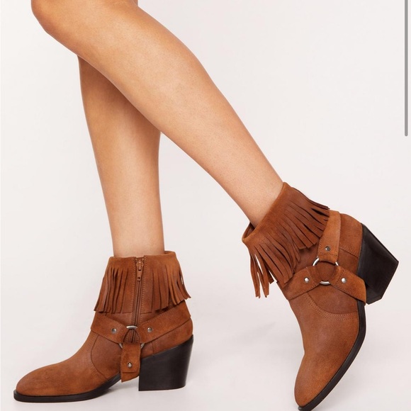 NEW Nasty Gal - Tarnished Suede Fringe Harness Ankle Cowboy boots Size 8 - Picture 5 of 5